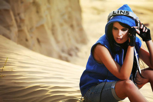 Female DJ - DJ Lins