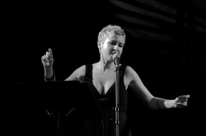 Flory Best Singer in dubai 07