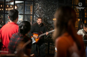 Buist Guitarist in Dubai
