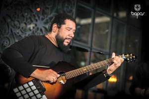 Buist Guitarist in Dubai